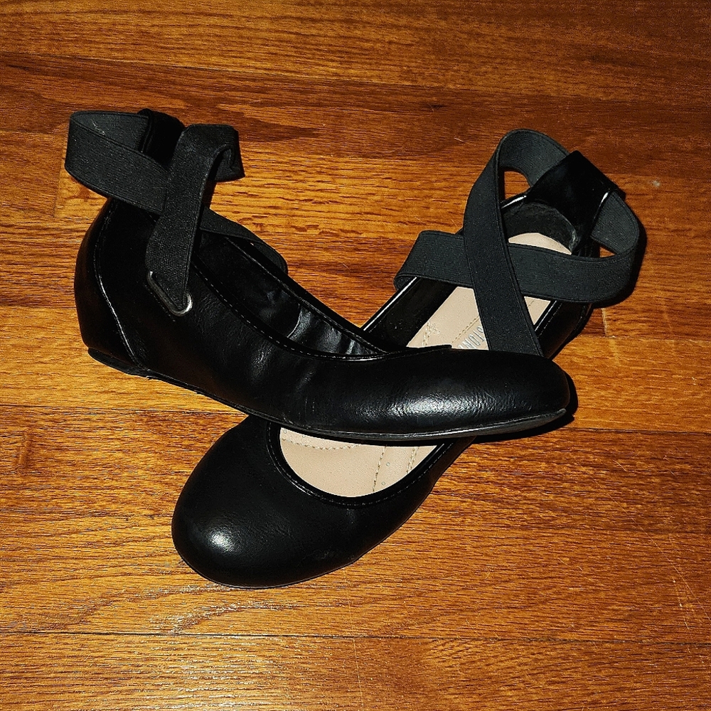 Black Ballet Flats